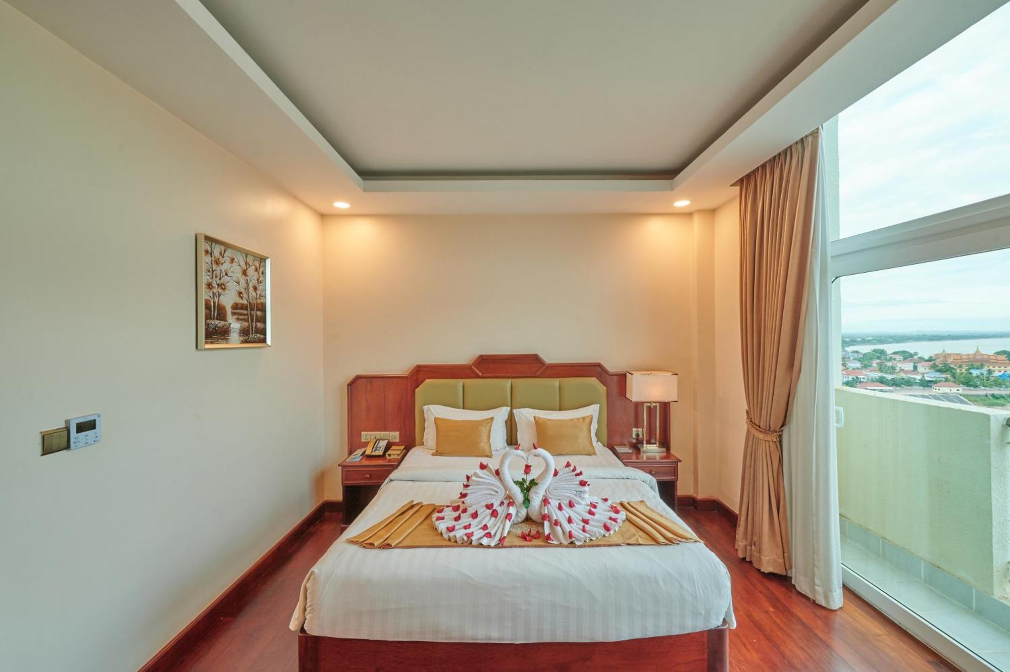 Lbn Asian Hotel Kampong Cham Exterior photo